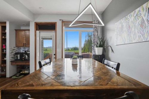 34 Wilkinson Circle, Sylvan Lake, AB - Indoor Photo Showing Dining Room