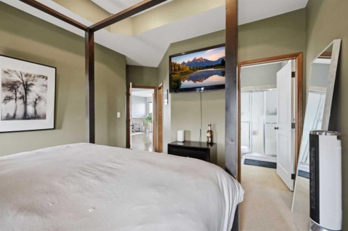 34 Wilkinson Circle, Sylvan Lake, AB - Indoor Photo Showing Bedroom