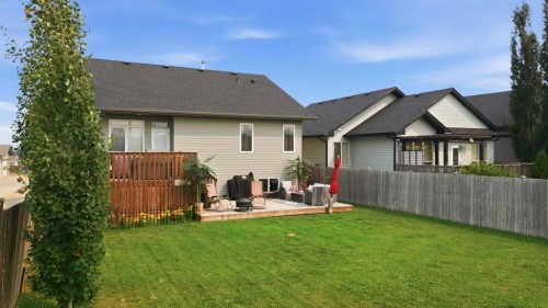 34 Wilkinson Circle, Sylvan Lake, AB - Outdoor