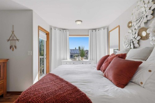 21 Leung Close, Red Deer, AB - Indoor Photo Showing Bedroom