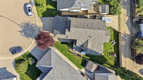 21 Leung Close, Red Deer, AB - Outdoor