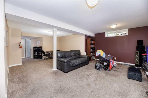4618 55 Avenue, Lacombe, AB - Indoor Photo Showing Other Room