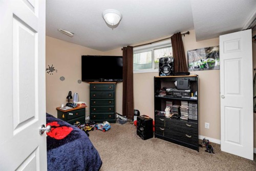 4618 55 Avenue, Lacombe, AB - Indoor Photo Showing Other Room