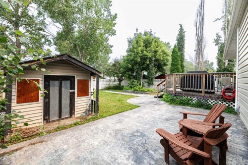 4618 55 Avenue, Lacombe, AB - Outdoor With Exterior