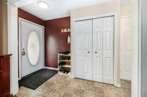 4618 55 Avenue, Lacombe, AB - Indoor Photo Showing Other Room