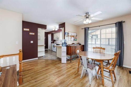 4618 55 Avenue, Lacombe, AB - Indoor Photo Showing Dining Room
