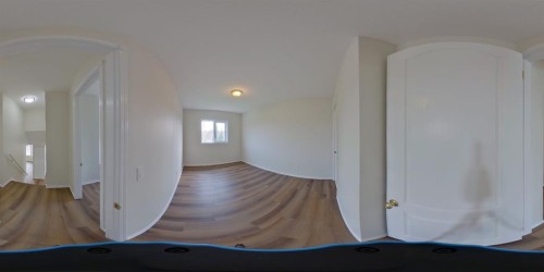 1028 James Crescent Nw, Edmonton, AB - Indoor Photo Showing Other Room