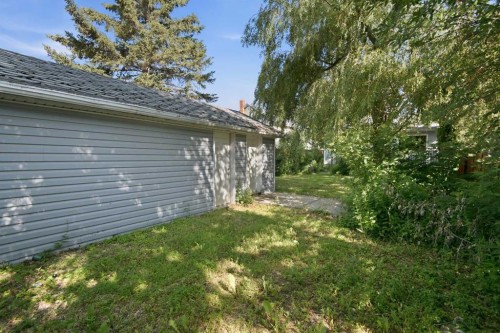4625 48 Street, Red Deer, AB - Outdoor