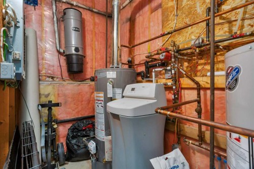 8 Pritchard Close, Sylvan Lake, AB - Indoor Photo Showing Basement