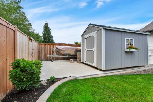 8 Pritchard Close, Sylvan Lake, AB - Outdoor With Exterior