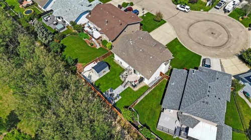 8 Pritchard Close, Sylvan Lake, AB - 