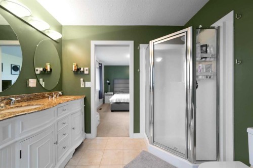 3706 76 Street, Camrose, AB - Indoor Photo Showing Bathroom