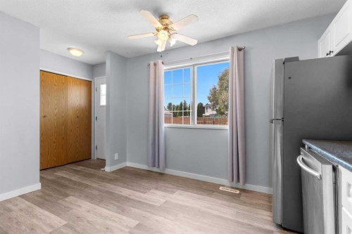 204 Northey Avenue, Red Deer, AB - Indoor