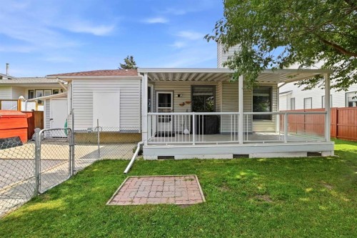 206 Davison Drive, Red Deer, AB - Outdoor With Deck Patio Veranda