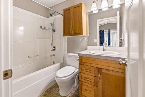 50 Trimble Close, Red Deer, AB - Indoor Photo Showing Bathroom