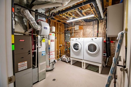 50 Trimble Close, Red Deer, AB - Indoor Photo Showing Laundry Room