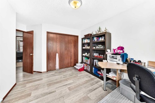 13 Westglen Boulevard, Blackfalds, AB - Indoor