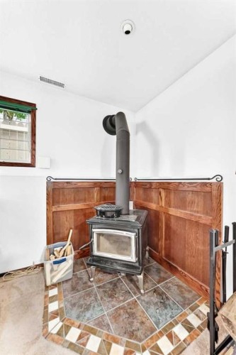 13 Westglen Boulevard, Blackfalds, AB - Indoor Photo Showing Gym Room