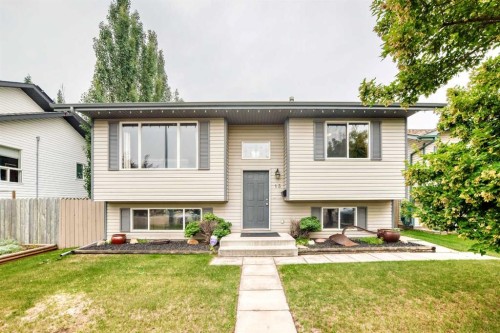 13 Westglen Boulevard, Blackfalds, AB - Outdoor With Facade