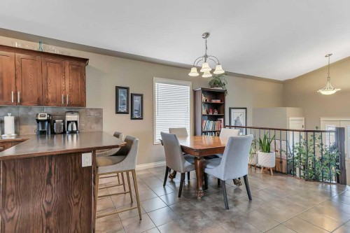 212 Cedar Square, Blackfalds, AB - Indoor