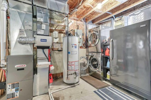 212 Cedar Square, Blackfalds, AB - Indoor