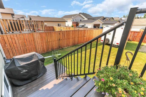 212 Cedar Square, Blackfalds, AB - Outdoor With Exterior