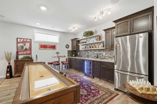 2 Traynor Close, Red Deer, AB - Indoor Photo Showing Kitchen