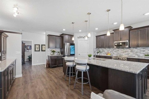 2 Traynor Close, Red Deer, AB - Indoor Photo Showing Kitchen With Upgraded Kitchen