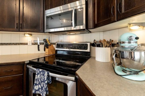 19 Hanson Green, Penhold, AB - Indoor