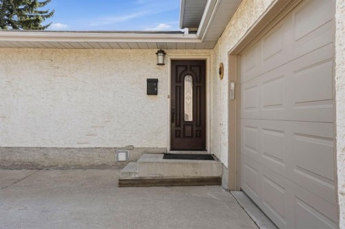 67 Sherwood Crescent, Red Deer, AB - Outdoor With Exterior