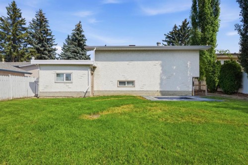 67 Sherwood Crescent, Red Deer, AB - Outdoor