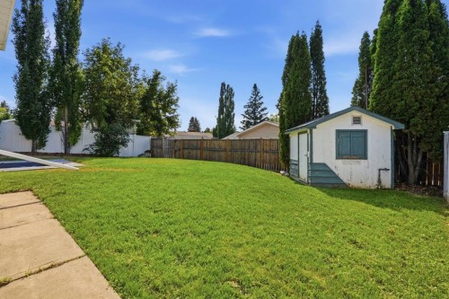 67 Sherwood Crescent, Red Deer, AB - Outdoor