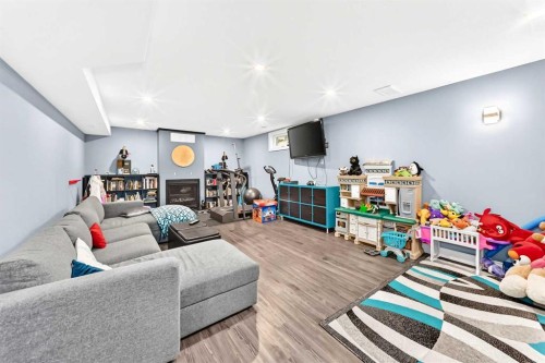 3313 42A Avenue Close, Red Deer, AB - Indoor