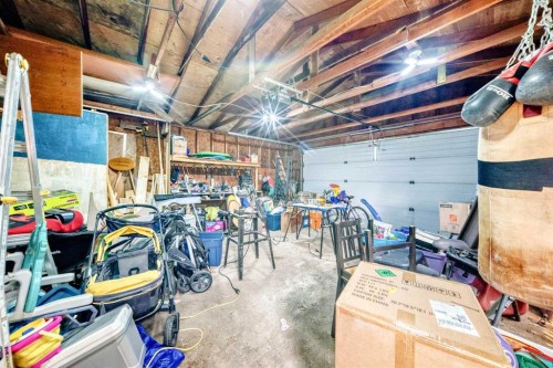 3313 42A Avenue Close, Red Deer, AB - Indoor Photo Showing Garage