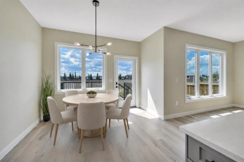 153 Norseman Close, Penhold, AB - Indoor Photo Showing Dining Room