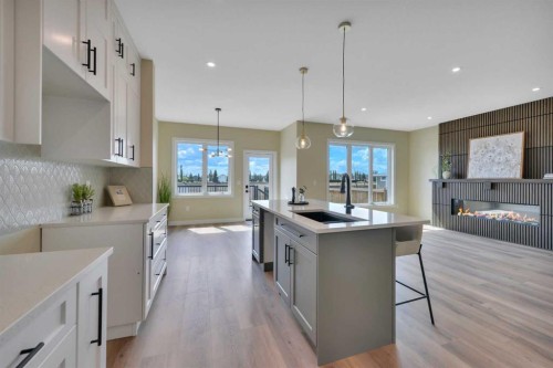 153 Norseman Close, Penhold, AB - Indoor Photo Showing Kitchen With Upgraded Kitchen