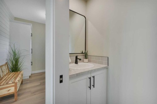 153 Norseman Close, Penhold, AB - Indoor Photo Showing Bathroom