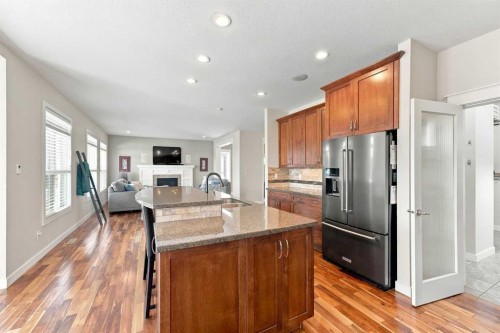 15 Sorensen Close, Red Deer, AB - Indoor Photo Showing Kitchen