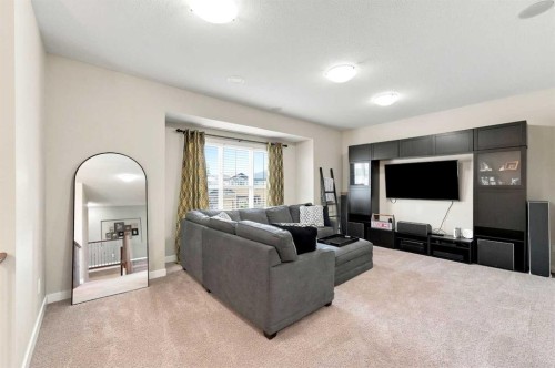 15 Sorensen Close, Red Deer, AB - Indoor Photo Showing Living Room