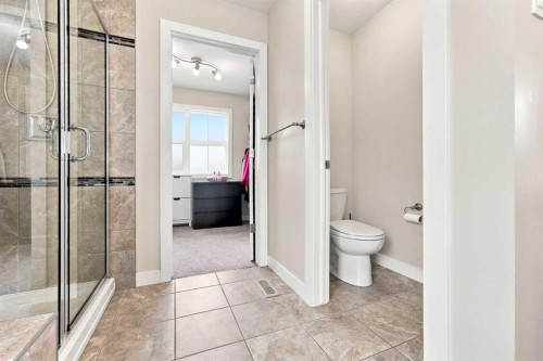 15 Sorensen Close, Red Deer, AB - Indoor Photo Showing Bathroom