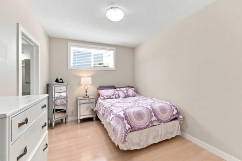 15 Sorensen Close, Red Deer, AB - Indoor Photo Showing Bedroom