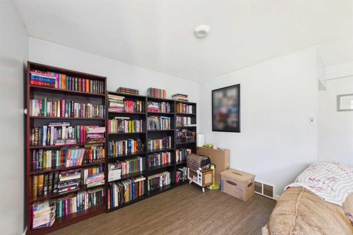 701-4719 33 Street, Red Deer, AB - Indoor Photo Showing Office
