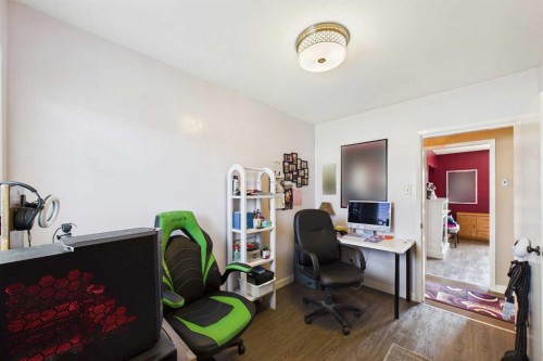 701-4719 33 Street, Red Deer, AB - Indoor Photo Showing Office