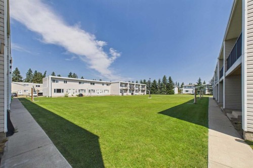 701-4719 33 Street, Red Deer, AB - Outdoor