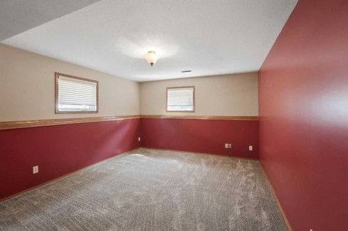 90 Duncan Crescent, Red Deer, AB - Indoor Photo Showing Other Room