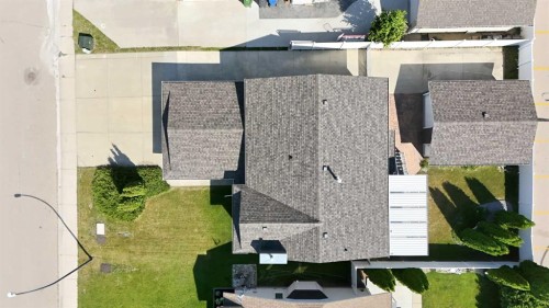 90 Duncan Crescent, Red Deer, AB - Outdoor With Exterior