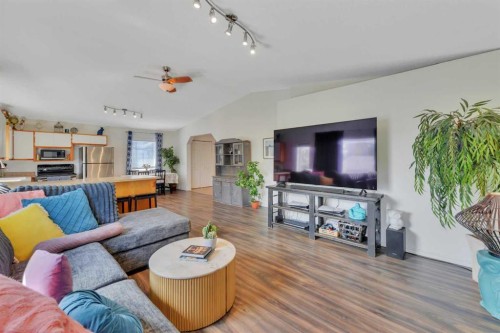 3705 45 Street, Red Deer, AB - Indoor Photo Showing Living Room