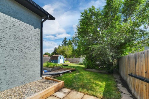 3705 45 Street, Red Deer, AB - Outdoor