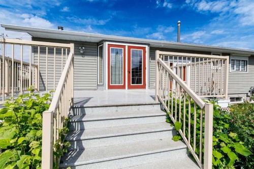 88 Mccullough  Cresent, Red Deer, AB - Outdoor
