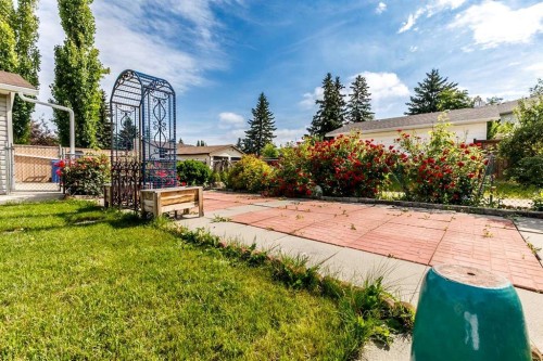 88 Mccullough  Cresent, Red Deer, AB - Outdoor